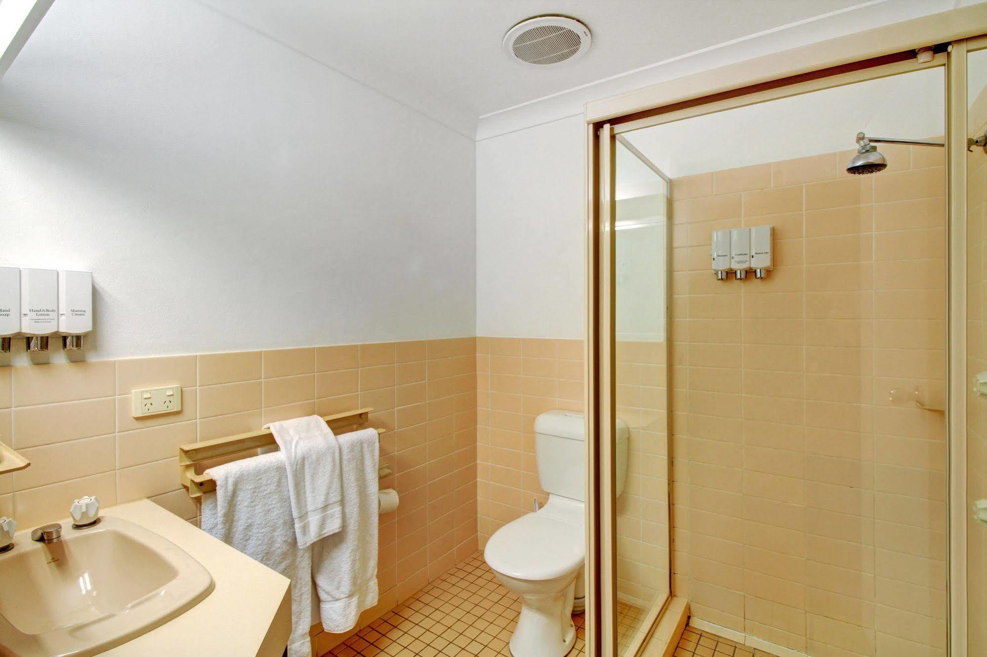 Town Beach Motor Inn Порт-Маккуори Экстерьер фото